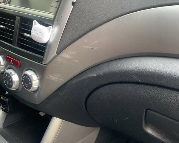 Сірий Субару Forester, об'ємом двигуна 1.99 л та пробігом 230 тис. км за 10500 $, фото 12 на Automoto.ua
