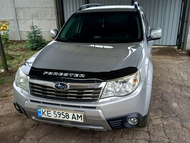 Сірий Субару Forester, об'ємом двигуна 2.5 л та пробігом 160 тис. км за 10000 $, фото 2 на Automoto.ua