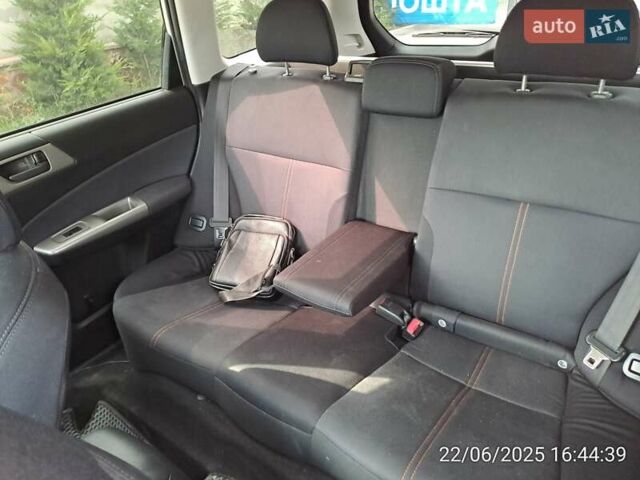 Субару Forester 2009 у Могилев-Подольском на Automoto.ua Сірий Субару Forester, об'ємом двигуна 2 л та пробігом 190 тис. км за 7200 $, фото 11 на Automoto.ua