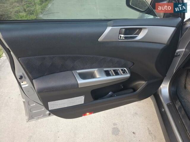 Серый Субару Форестер, объемом двигателя 2.5 л и пробегом 104 тыс. км за 10500 $, фото 19 на Automoto.ua