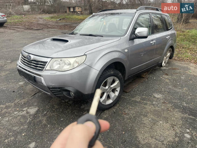 Сірий Субару Forester, об'ємом двигуна 2 л та пробігом 205 тис. км за 3000 $, фото 19 на Automoto.ua