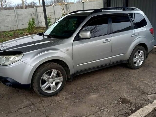 Сірий Субару Forester, об'ємом двигуна 2.5 л та пробігом 160 тис. км за 10000 $, фото 3 на Automoto.ua