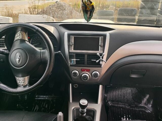 Серый Субару Форестер, объемом двигателя 0 л и пробегом 400 тыс. км за 3500 $, фото 3 на Automoto.ua