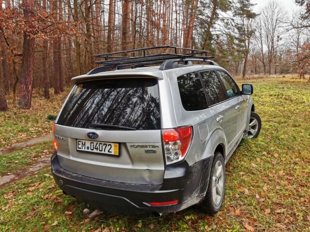 Серый Субару Форестер, объемом двигателя 2 л и пробегом 399 тыс. км за 3777 $, фото 5 на Automoto.ua