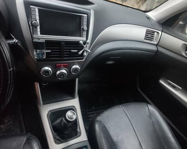 Серый Субару Форестер, объемом двигателя 2 л и пробегом 399 тыс. км за 3777 $, фото 21 на Automoto.ua