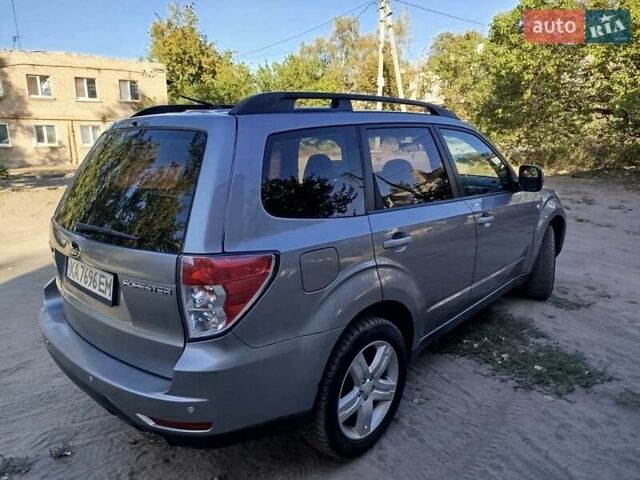 Сірий Субару Forester, об'ємом двигуна 1.99 л та пробігом 143 тис. км за 9999 $, фото 21 на Automoto.ua