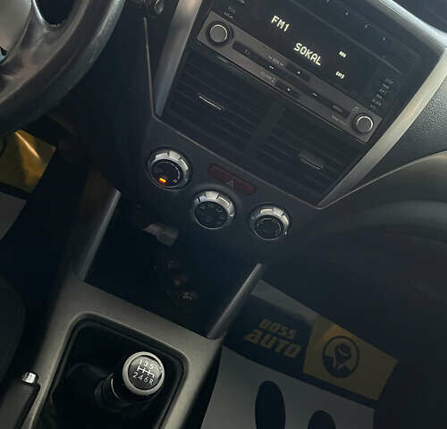 Серый Субару Форестер, объемом двигателя 2 л и пробегом 252 тыс. км за 7500 $, фото 18 на Automoto.ua