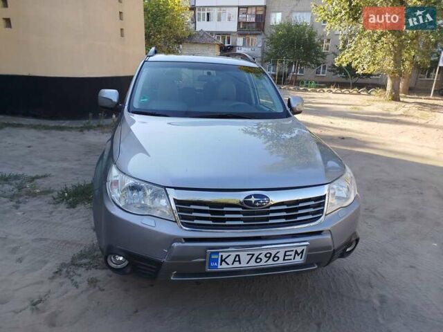 Сірий Субару Forester, об'ємом двигуна 1.99 л та пробігом 143 тис. км за 9999 $, фото 18 на Automoto.ua