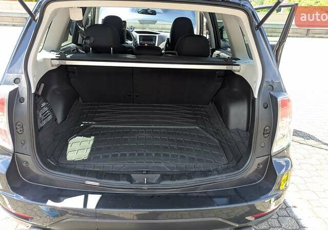 Сірий Субару Forester, об'ємом двигуна 1.99 л та пробігом 207 тис. км за 8825 $, фото 9 на Automoto.ua