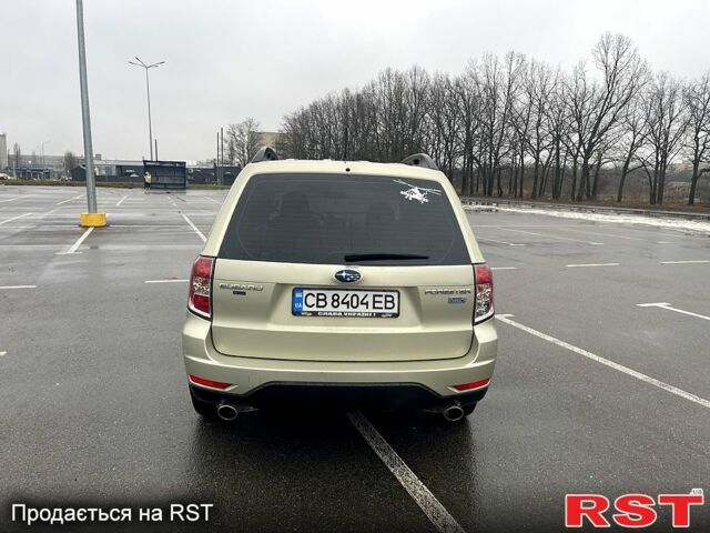 Сірий Субару Forester, об'ємом двигуна 2 л та пробігом 231 тис. км за 9000 $, фото 1 на Automoto.ua