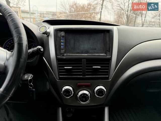 Сірий Субару Forester, об'ємом двигуна 2 л та пробігом 268 тис. км за 7900 $, фото 14 на Automoto.ua