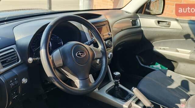 Сірий Субару Forester, об'ємом двигуна 2 л та пробігом 235 тис. км за 7700 $, фото 16 на Automoto.ua