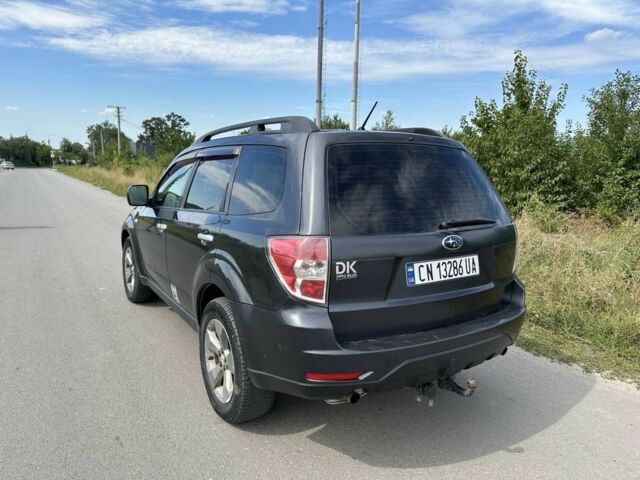 Сірий Субару Forester, об'ємом двигуна 2 л та пробігом 200 тис. км за 3700 $, фото 5 на Automoto.ua