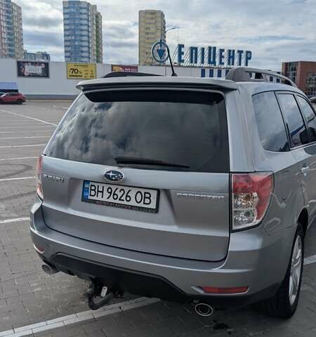 Серый Субару Форестер, объемом двигателя 2 л и пробегом 241 тыс. км за 8499 $, фото 6 на Automoto.ua