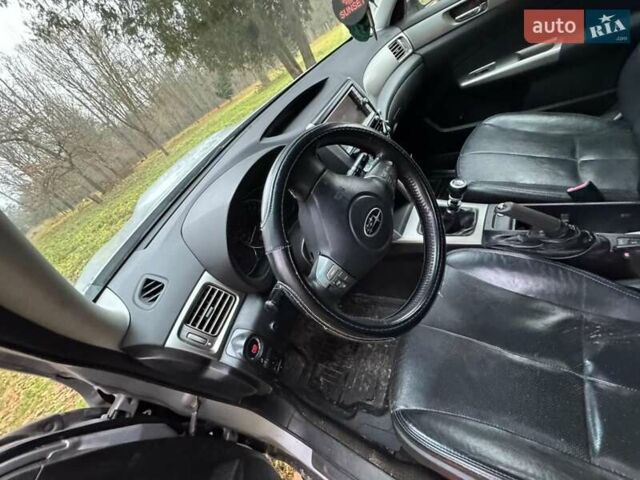 Серый Субару Форестер, объемом двигателя 2 л и пробегом 399 тыс. км за 3777 $, фото 13 на Automoto.ua