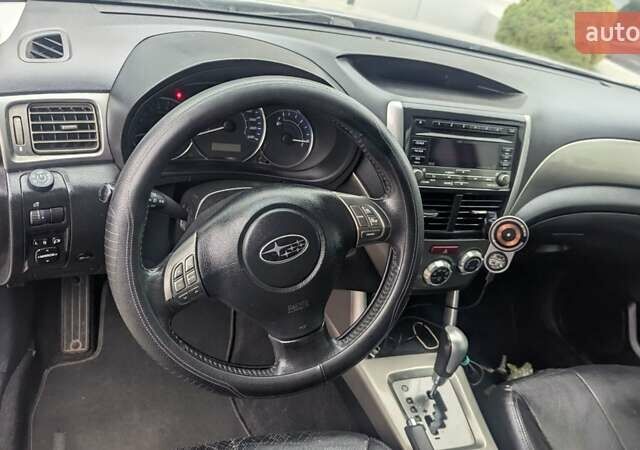 Серый Субару Форестер, объемом двигателя 2 л и пробегом 241 тыс. км за 8499 $, фото 13 на Automoto.ua