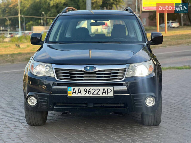 Сірий Субару Forester, об'ємом двигуна 2 л та пробігом 216 тис. км за 7800 $, фото 1 на Automoto.ua