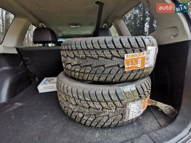 Серый Субару Форестер, объемом двигателя 2 л и пробегом 399 тыс. км за 3777 $, фото 12 на Automoto.ua