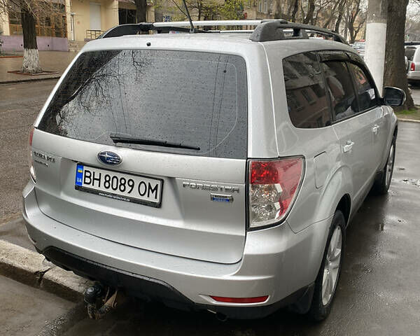 Сірий Субару Forester, об'ємом двигуна 2 л та пробігом 4 тис. км за 11000 $, фото 3 на Automoto.ua