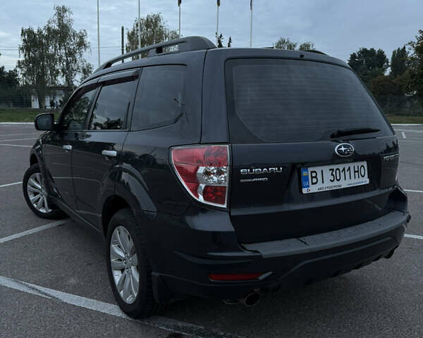 Серый Субару Форестер, объемом двигателя 2.5 л и пробегом 247 тыс. км за 9750 $, фото 5 на Automoto.ua