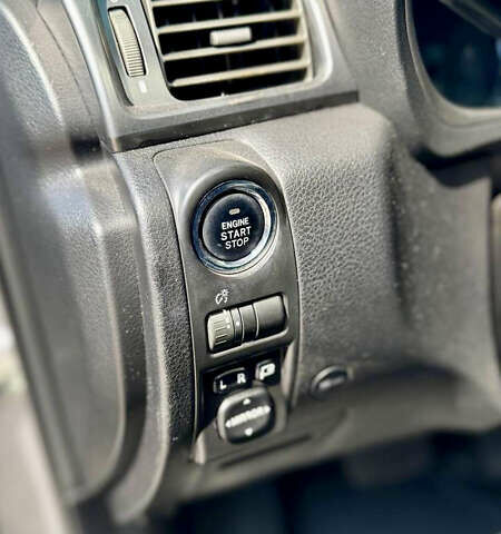 Сірий Субару Forester, об'ємом двигуна 2 л та пробігом 158 тис. км за 10499 $, фото 9 на Automoto.ua