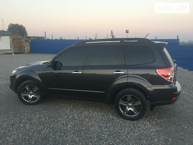 Сірий Субару Forester, об'ємом двигуна 2.5 л та пробігом 88 тис. км за 22500 $, фото 4 на Automoto.ua