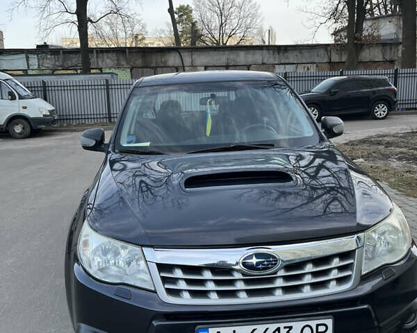 Серый Субару Форестер, объемом двигателя 2 л и пробегом 268 тыс. км за 7838 $, фото 3 на Automoto.ua