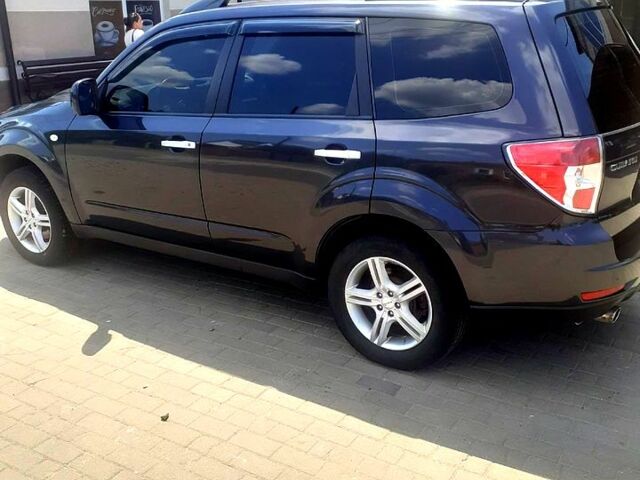 Сірий Субару Forester, об'ємом двигуна 2 л та пробігом 208 тис. км за 9500 $, фото 1 на Automoto.ua