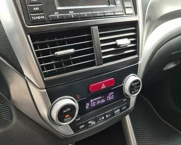 Серый Субару Форестер, объемом двигателя 2.5 л и пробегом 127 тыс. км за 11000 $, фото 26 на Automoto.ua
