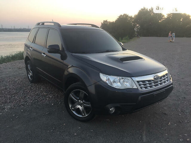 Сірий Субару Forester, об'ємом двигуна 2.5 л та пробігом 88 тис. км за 22500 $, фото 2 на Automoto.ua