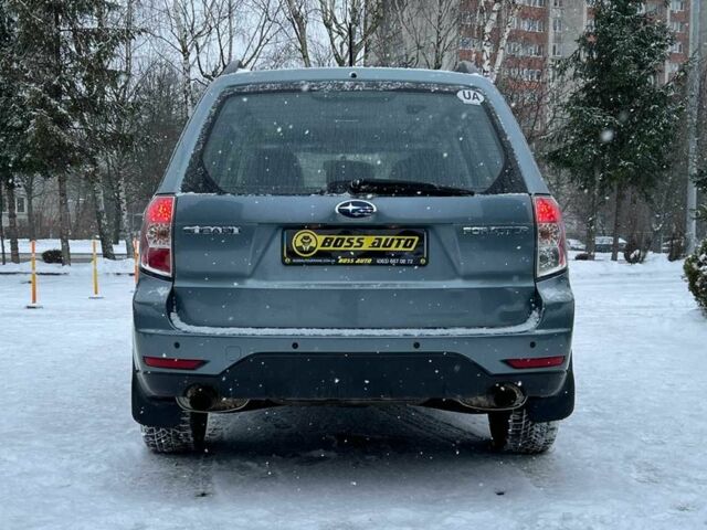 Серый Субару Форестер, объемом двигателя 2.5 л и пробегом 188 тыс. км за 11200 $, фото 5 на Automoto.ua