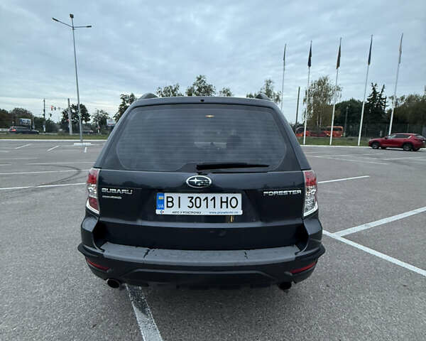 Серый Субару Форестер, объемом двигателя 2.5 л и пробегом 247 тыс. км за 9750 $, фото 4 на Automoto.ua