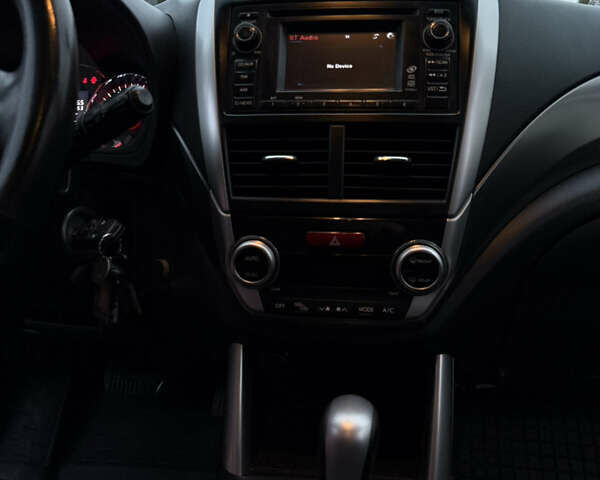 Серый Субару Форестер, объемом двигателя 2.5 л и пробегом 247 тыс. км за 9750 $, фото 9 на Automoto.ua