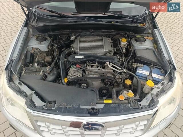 Сірий Субару Forester, об'ємом двигуна 1.99 л та пробігом 239 тис. км за 8500 $, фото 17 на Automoto.ua