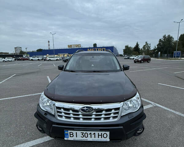 Серый Субару Форестер, объемом двигателя 2.5 л и пробегом 247 тыс. км за 9750 $, фото 1 на Automoto.ua