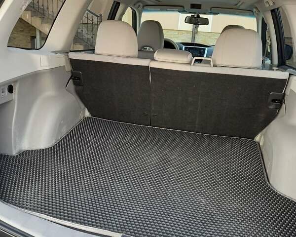 Сірий Субару Forester, об'ємом двигуна 2.5 л та пробігом 999 тис. км за 8500 $, фото 19 на Automoto.ua