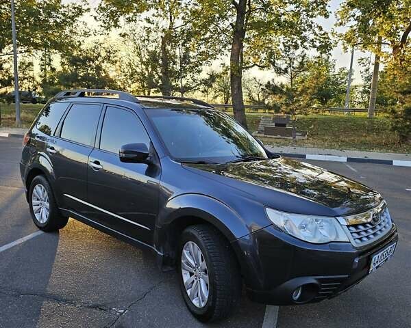 Серый Субару Форестер, объемом двигателя 2 л и пробегом 166 тыс. км за 9800 $, фото 9 на Automoto.ua