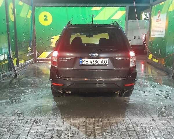 Серый Субару Форестер, объемом двигателя 2.5 л и пробегом 193 тыс. км за 9900 $, фото 7 на Automoto.ua