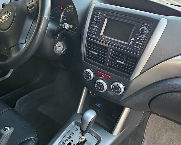 Серый Субару Форестер, объемом двигателя 2 л и пробегом 166 тыс. км за 9800 $, фото 23 на Automoto.ua