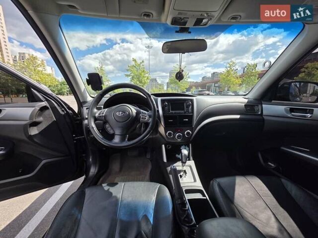 Серый Субару Форестер, объемом двигателя 1.99 л и пробегом 166 тыс. км за 9800 $, фото 6 на Automoto.ua