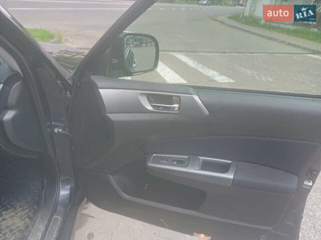 Сірий Субару Forester, об'ємом двигуна 2.5 л та пробігом 172 тис. км за 7950 $, фото 18 на Automoto.ua