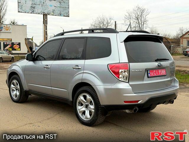 Серый Субару Форестер, объемом двигателя 2.5 л и пробегом 160 тыс. км за 10980 $, фото 5 на Automoto.ua