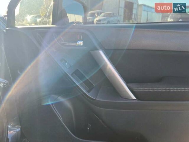 Серый Субару Форестер, объемом двигателя 2 л и пробегом 276 тыс. км за 10990 $, фото 18 на Automoto.ua