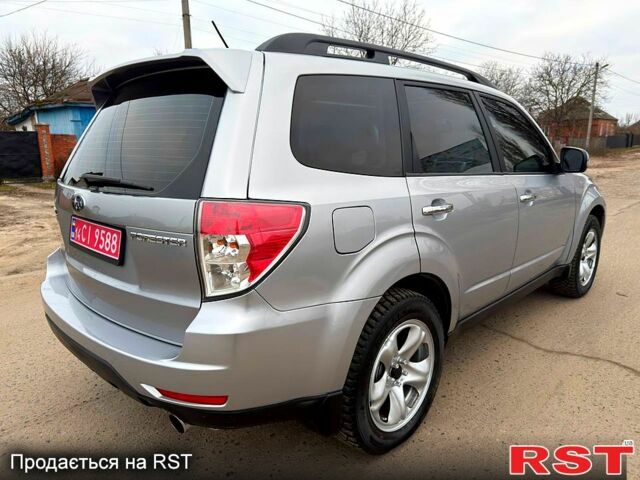 Серый Субару Форестер, объемом двигателя 2.5 л и пробегом 160 тыс. км за 10980 $, фото 6 на Automoto.ua