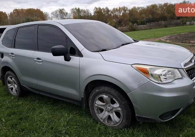 Субару Forester 2013 у Чернівцях на Automoto.ua Сірий Субару Forester, об'ємом двигуна 2.46 л та пробігом 350 тис. км за 8300 $, фото 1 на Automoto.ua