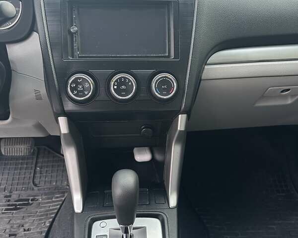 Субару Forester 2013 у Рівному на Automoto.ua Сірий Субару Forester, об'ємом двигуна 2.5 л та пробігом 204 тис. км за 10700 $, фото 11 на Automoto.ua