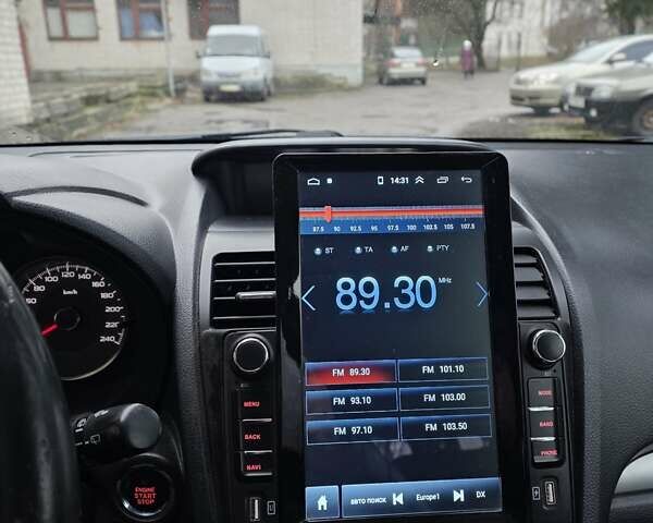 Серый Субару Форестер, объемом двигателя 2.46 л и пробегом 300 тыс. км за 11100 $, фото 5 на Automoto.ua