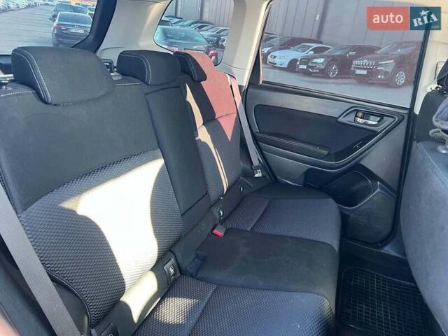 Серый Субару Форестер, объемом двигателя 2 л и пробегом 276 тыс. км за 10990 $, фото 23 на Automoto.ua