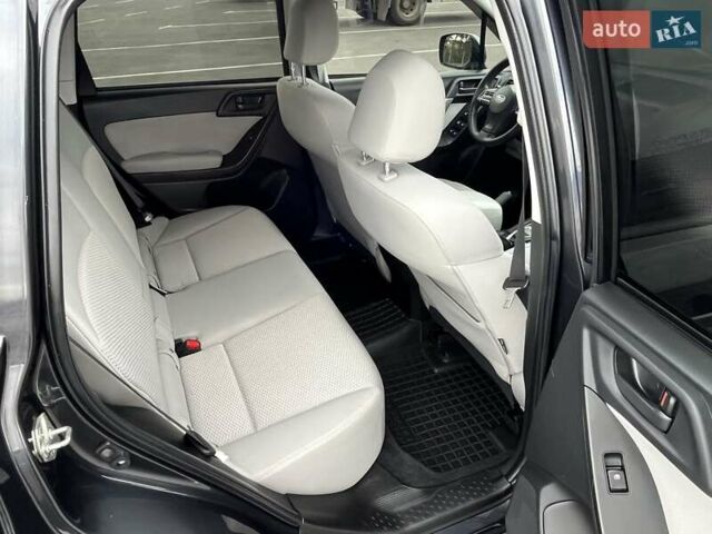 Сірий Субару Forester, об'ємом двигуна 2.46 л та пробігом 198 тис. км за 12100 $, фото 10 на Automoto.ua