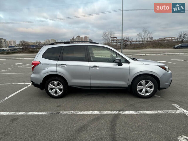 Сірий Субару Forester, об'ємом двигуна 2.5 л та пробігом 233 тис. км за 12400 $, фото 1 на Automoto.ua